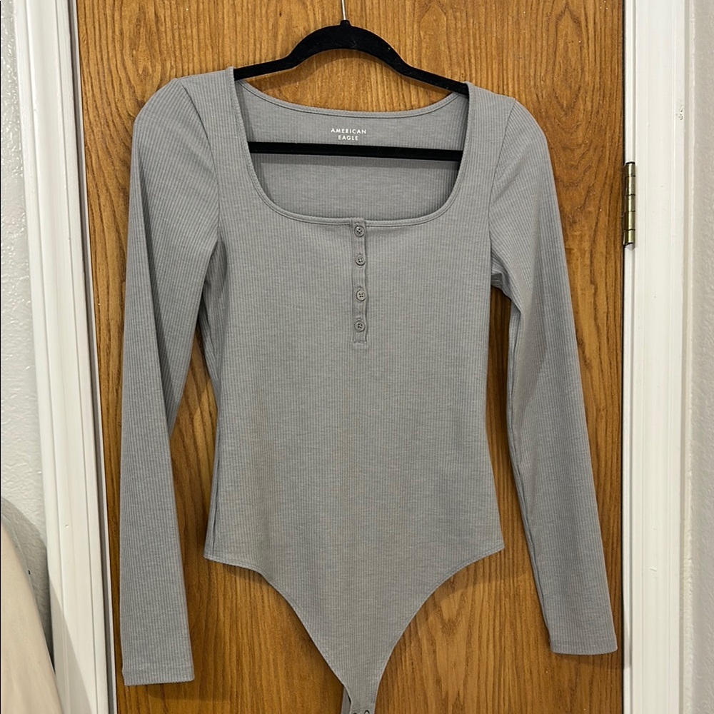 American Eagle Outfitters Ribbed Gray Bodysuit size M